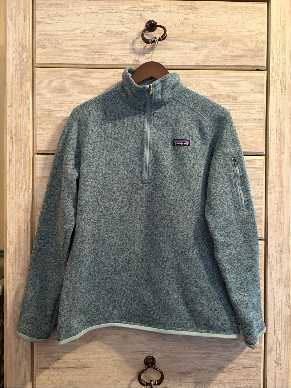 Patagonia Women’s Light Blue Quarter-Zip Fleece Sweater